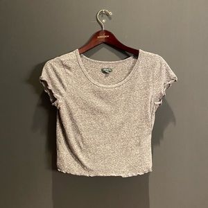 MEDIUM CROP TOP GRAY